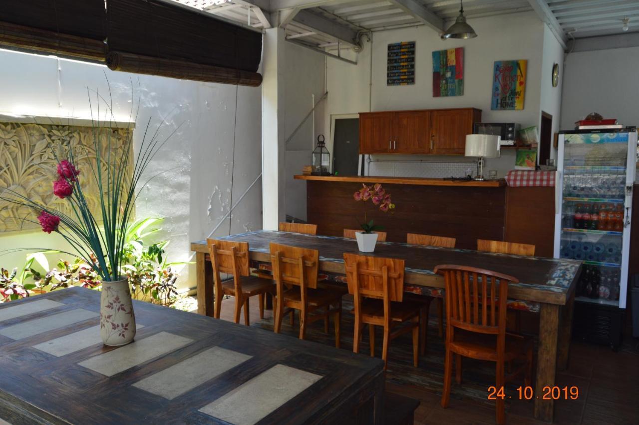 Askara Guest House & Hostel Ubud Buitenkant foto