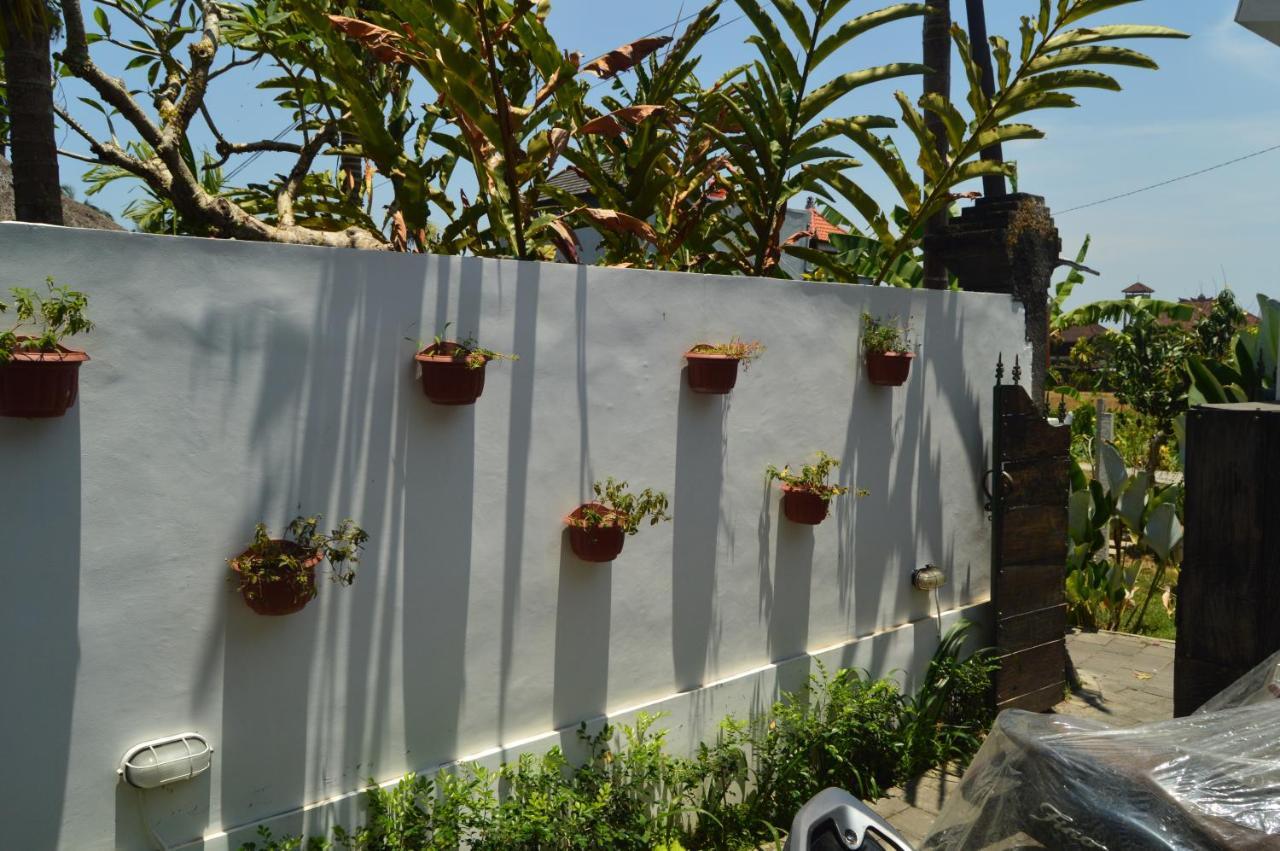 Askara Guest House & Hostel Ubud Buitenkant foto